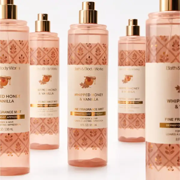 بادی اسپلش زنانه بث اند بادی ورکز ویپت هانی اند وانیلا Bath & Body Works Whipped Honey & Vanilla Fine Fragrance Mist