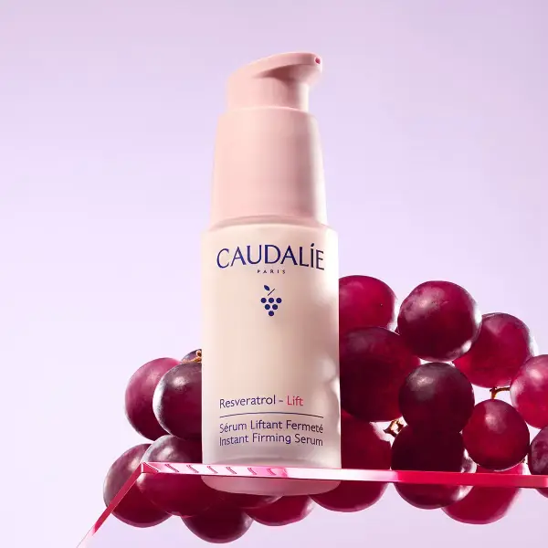 سرم لیفت و سفت کننده ضد چروک کدالی رزوراترول لیفت Caudalie Resveratrol-Lift Instant Firming Serum